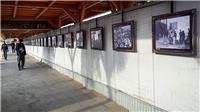 نمایشگاه «عکس انقلاب» در نگارگذر فرهنگ قم افتتاح شد